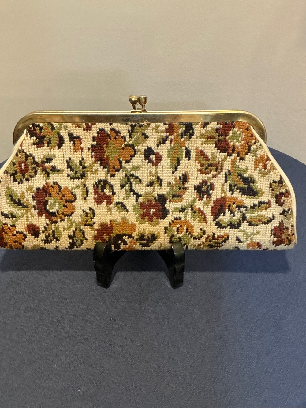VTG TAPESTRY CARPET BAG